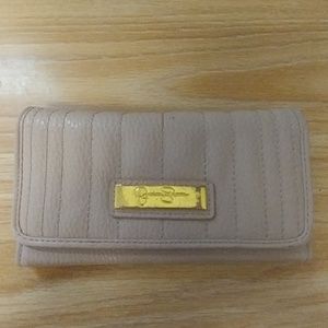 Jessica Simpson wallet